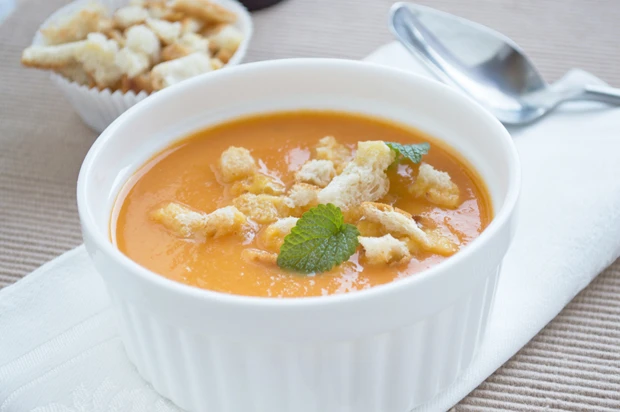 S&uuml;&szlig;kartoffel-Birnen-Suppe