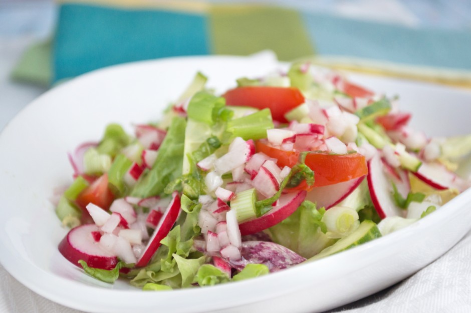 Frischer Radieschensalat