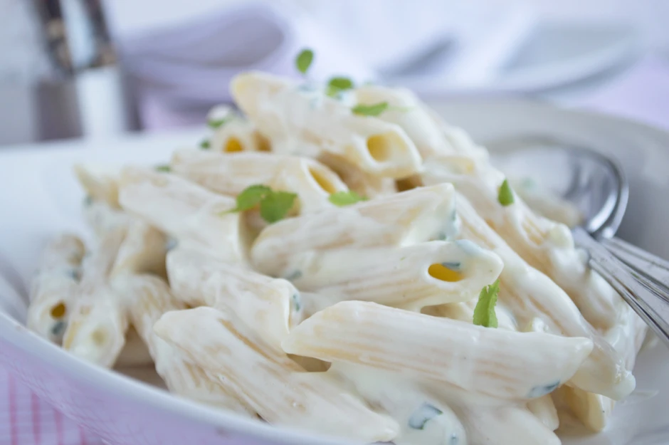 Pasta mit Ziegenkäse-Sauce