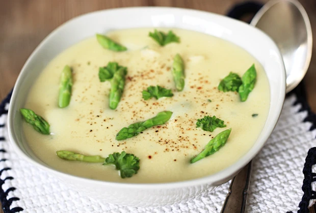 Spargelcremesuppe