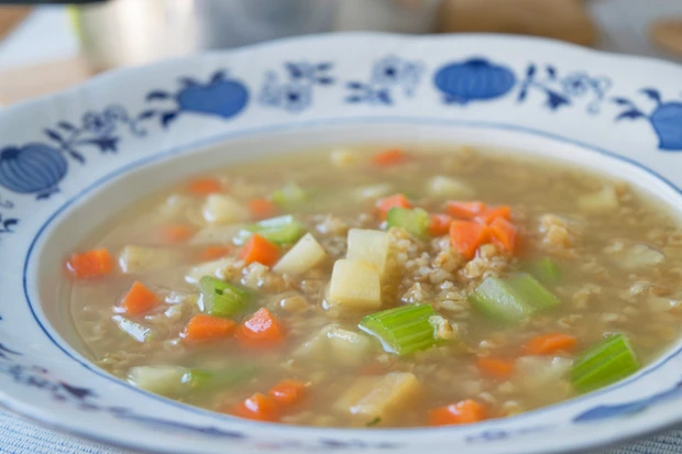 Gr&uuml;nkernsuppe