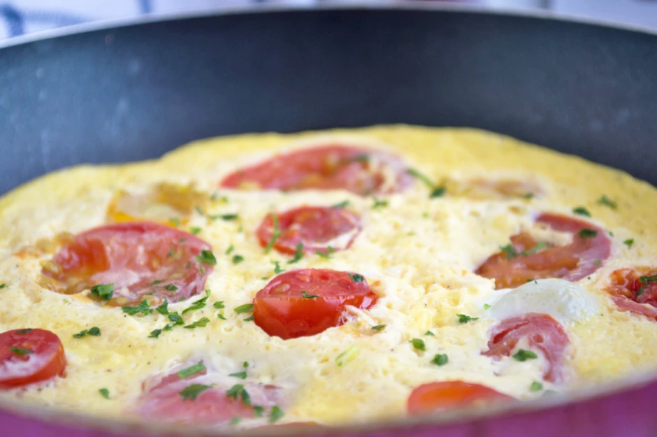 Tomate mit Ei