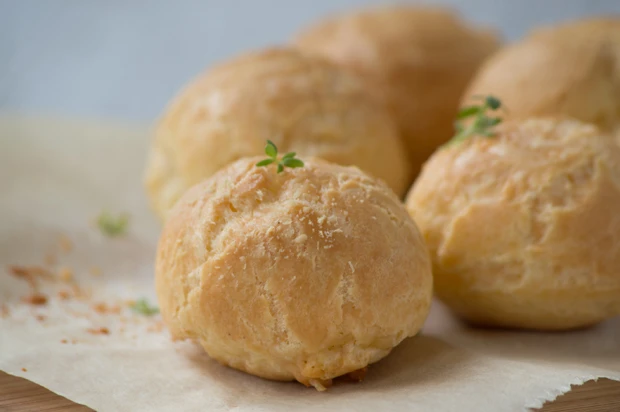 Brasilianische Käsebällchen