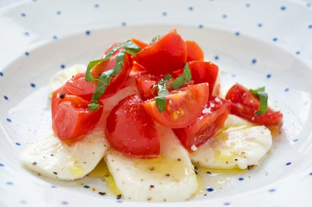 Tomatensalat a la Caprese