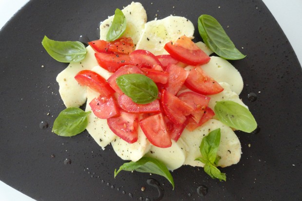 Tomatensalat a la Caprese