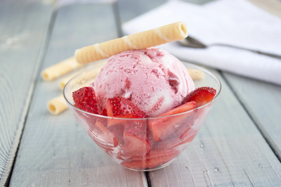 Erdbeer Eisbecher