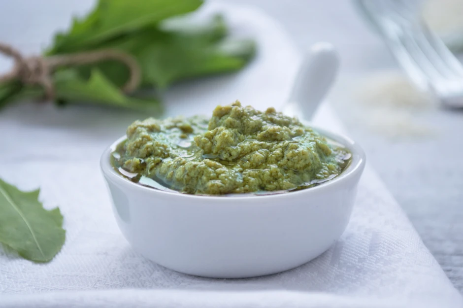 Einfaches L&ouml;wenzahnpesto