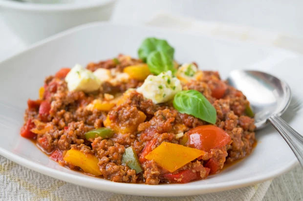 Fleisch-Paprika-Pfanne mit Feta