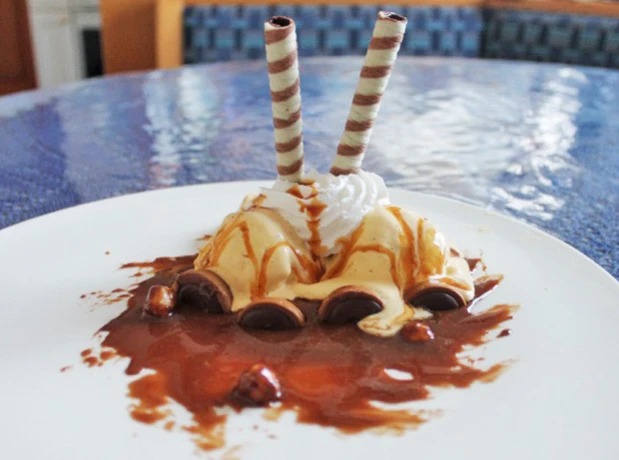 M&ouml;venpick-Toffee-Fudge-Teller