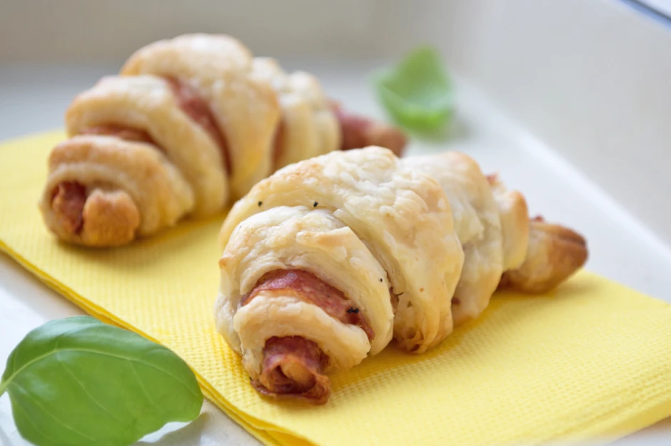 Salami-Croissants