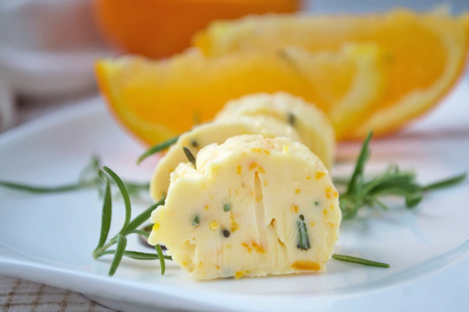 Orangenbutter mit Rosmarin