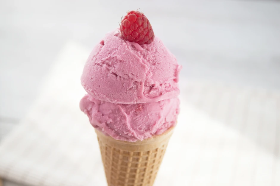 Himbeer-Topfen-Eis