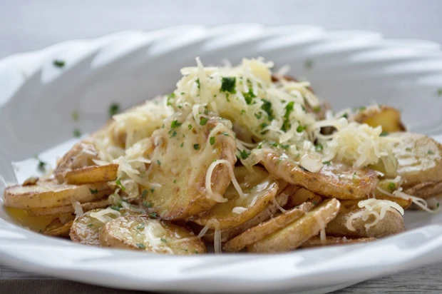 Bratkartoffel mit K&auml;se