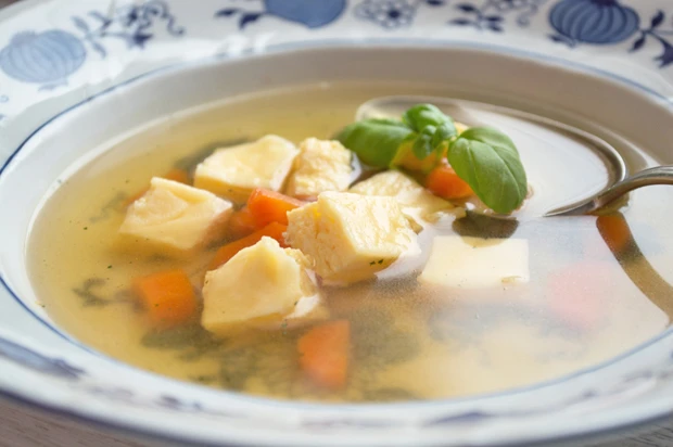 Eierstichsuppe