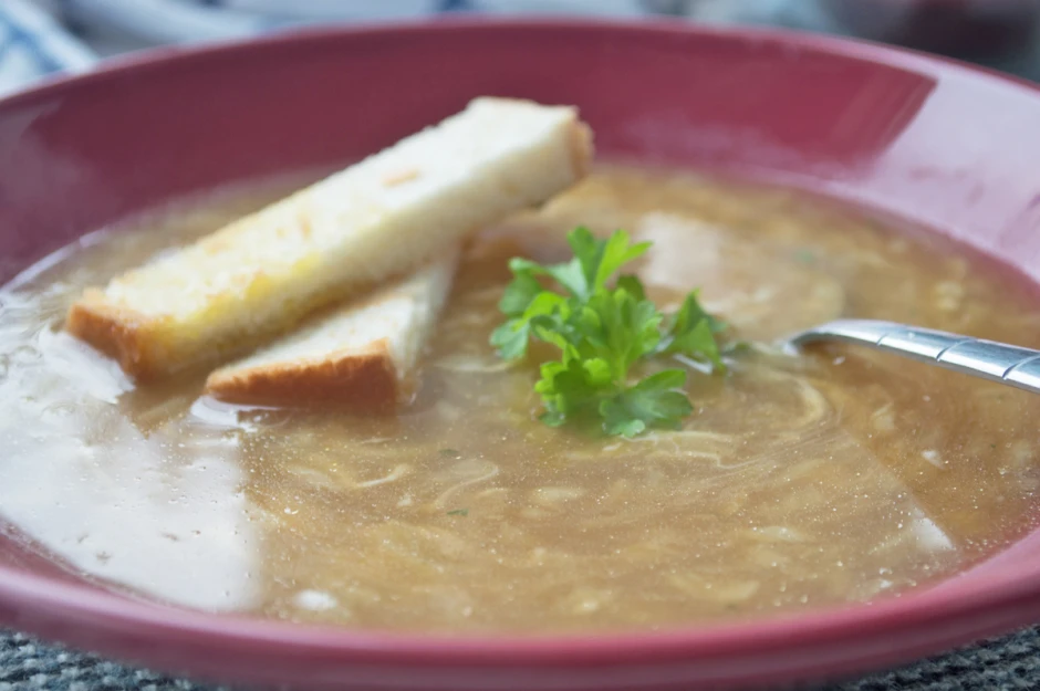 K&auml;se-Zwiebel-Suppe