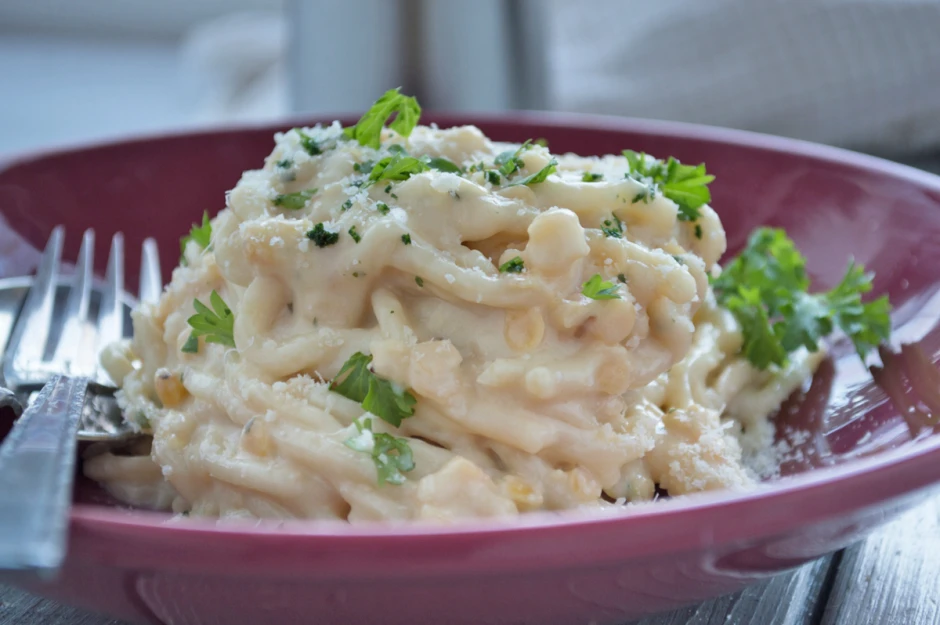 Pasta mit Linsensugo