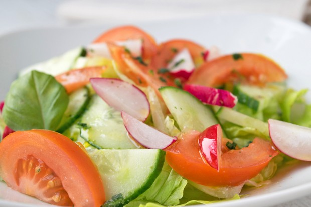 Bunter Sommersalat