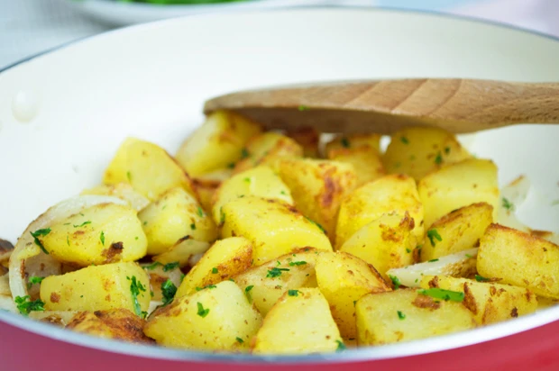 Bratkartoffel mit Zwiebel