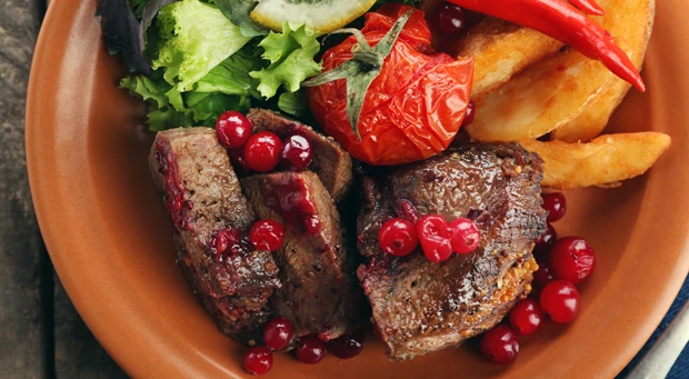 Hirschmedaillons mit Fenchel und Kreuzkümmel