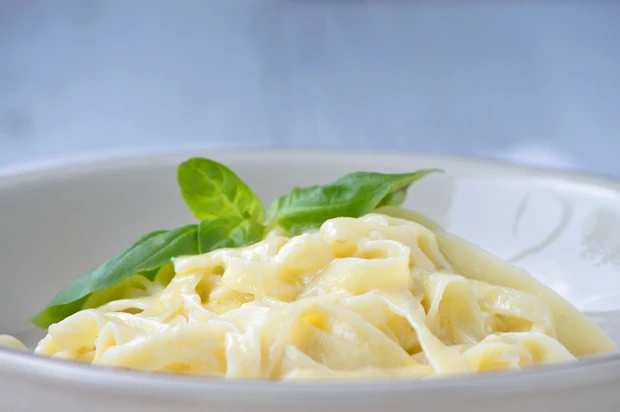 Zwei-K&auml;se-Sauce