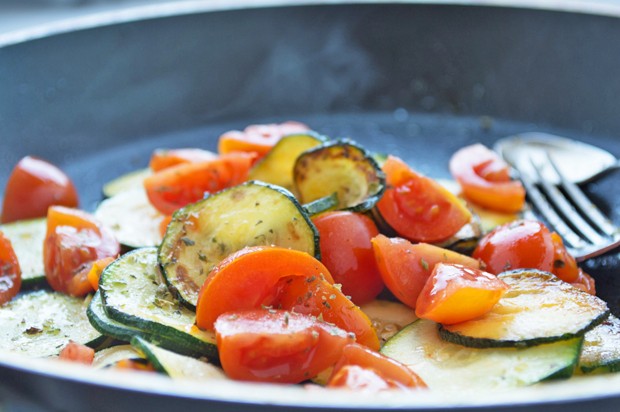 Zucchini-Tomaten-Gemüse