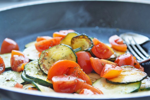 Zucchini-Tomaten-Gemüse - Rezept