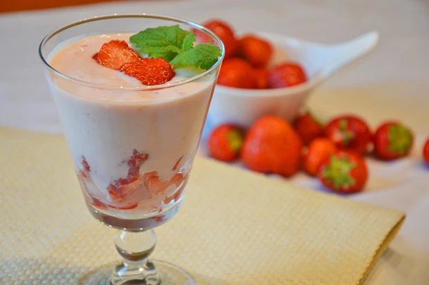 Erdbeer-Joghurt-Creme