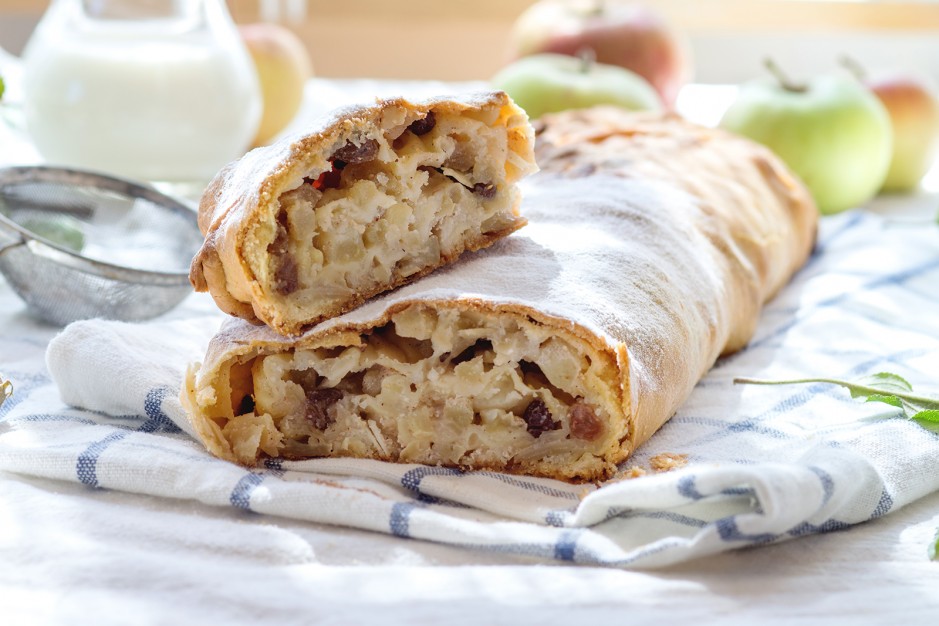 Mürber Apfelstrudel