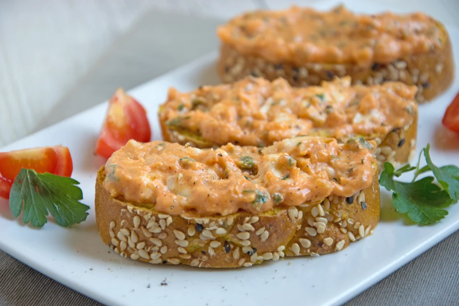 Paprika-Schafsk&auml;se-Pastete
