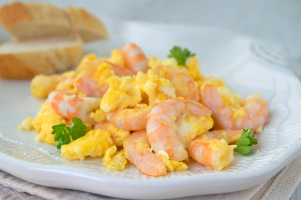 Eierspeise mit Shrimps