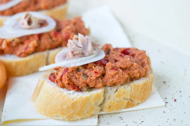 Thunfisch-Tomaten-Aufstrich