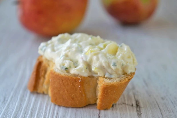 Apfel-K&auml;se-Aufstrich