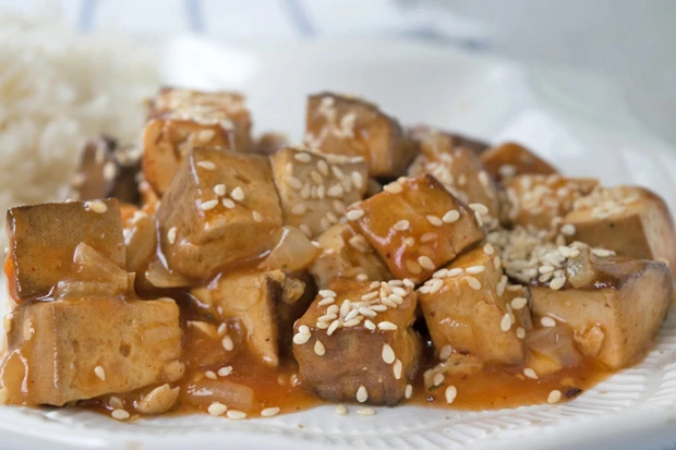 Ingwer-Sesam-Tofu