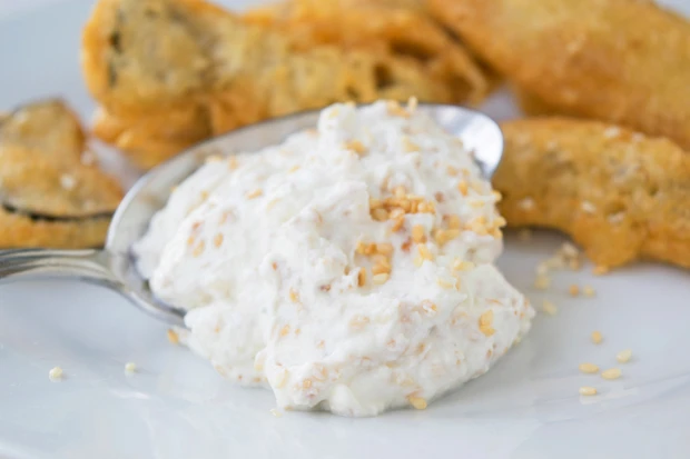 Joghurt-Sesam-Sauce