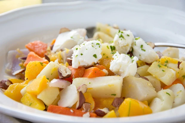 Wurzelgem&uuml;se mit Ziegenk&auml;se
