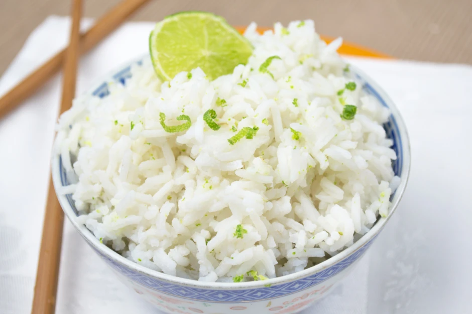 Reis mit Limettenschale