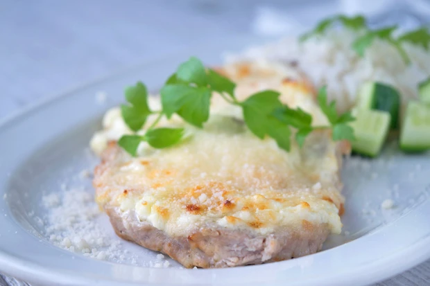 &Uuml;berbackene K&auml;seschnitzel