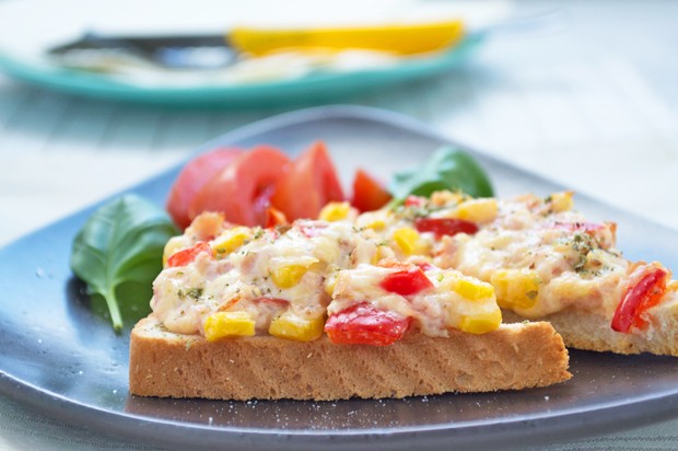 Pizzabrötchen Schinken-Mais