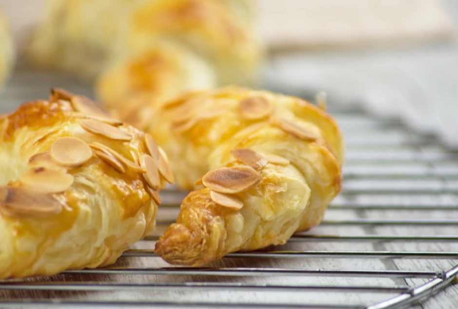 Marzipan-Croissants