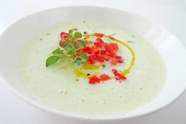 Kalte Gurkensuppe