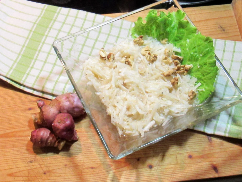 Salat von Topinambur und Kren