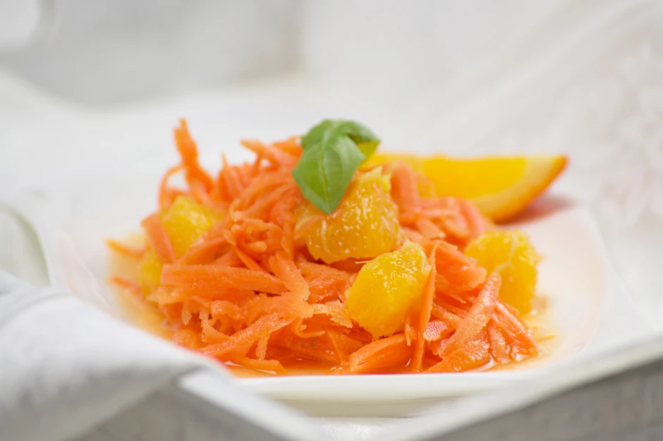 Karotten-Salat mit Orangen