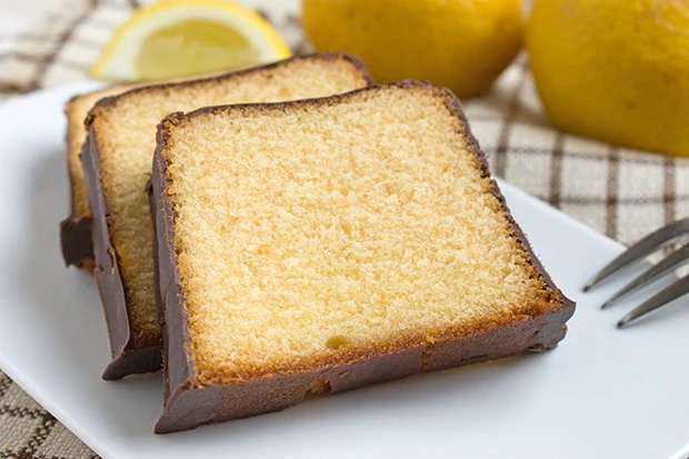 Glasierter Zitronenkuchen
