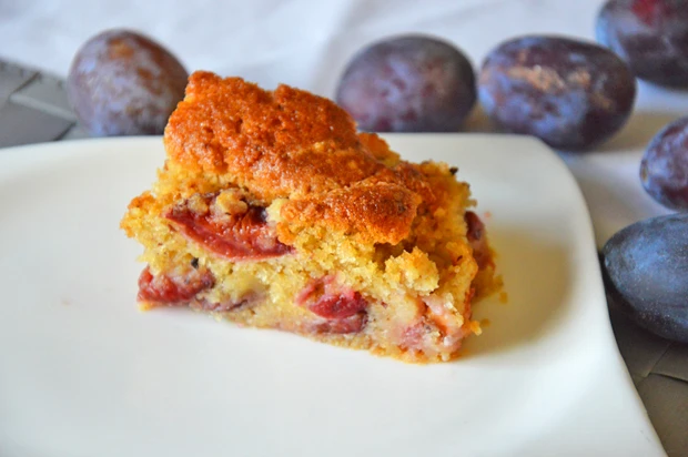 Weißer Schokolade-Zwetschkenkuchen