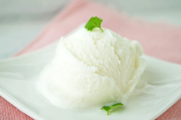 Sauermilch-Sorbet