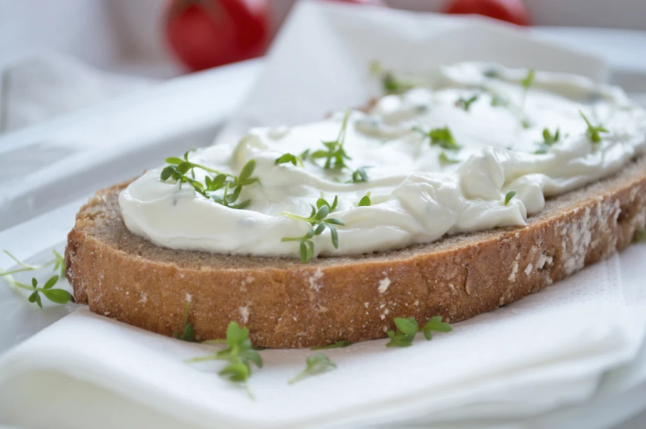 Knoblauch-Kresse-Dip