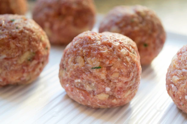 Fleischb&auml;llchen mit B&auml;rlauch