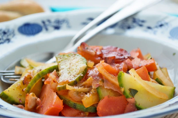 Tomaten-Speck-Gem&uuml;se