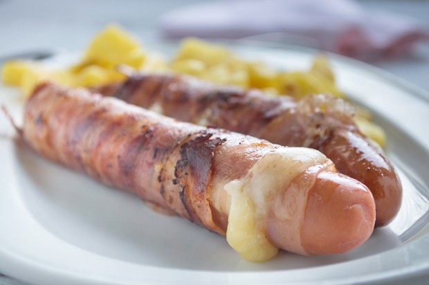 Selbstgemachte Berner Würstel