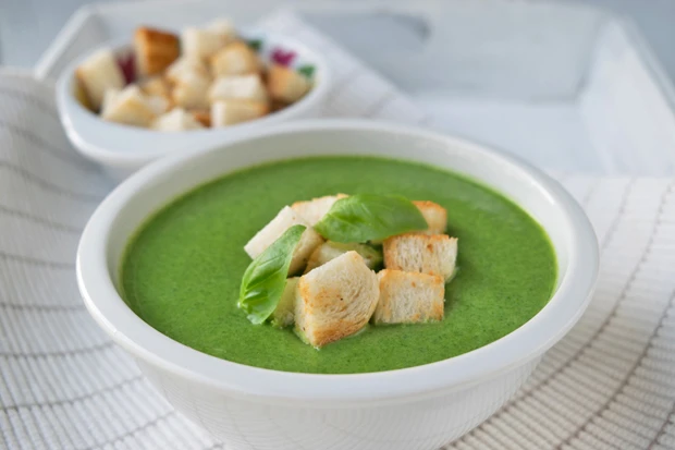 Spinat-Suppe